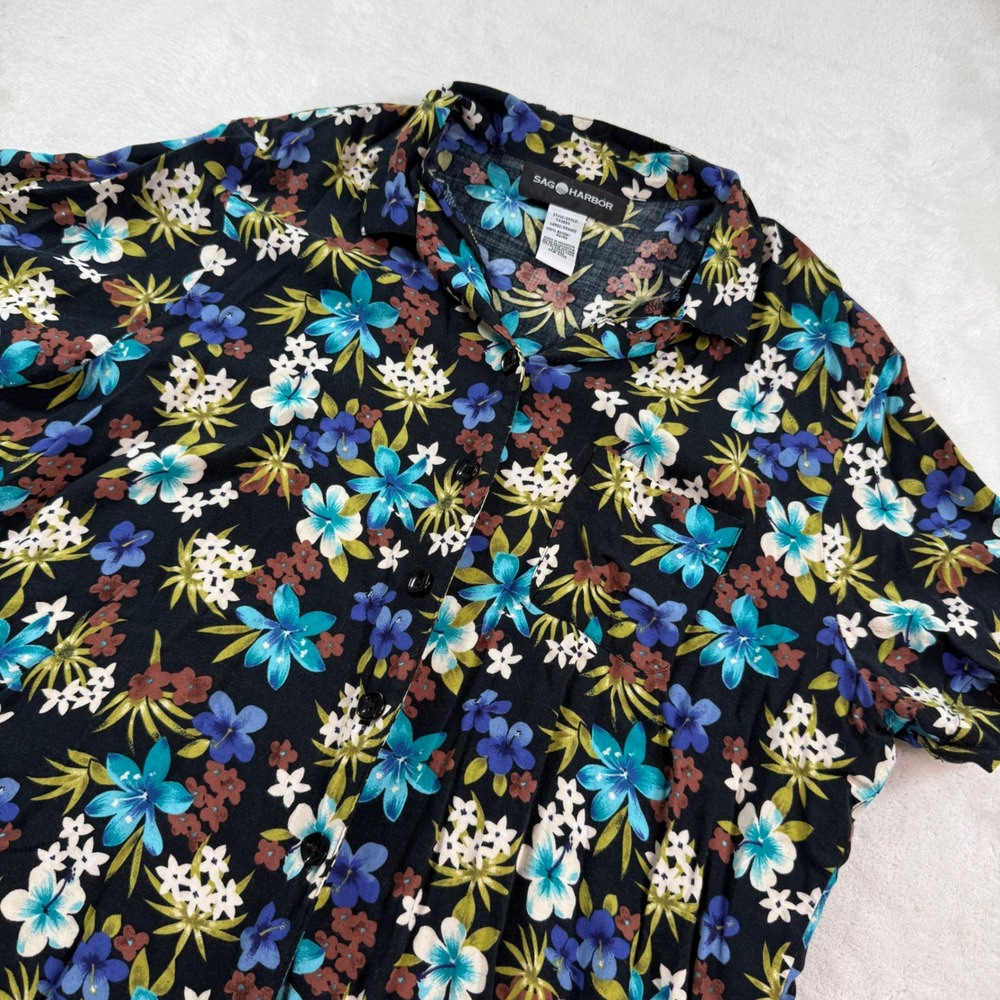 Sag Harbor Womens Large Tropical Floral Button Down Shirt Rayon Black T43024